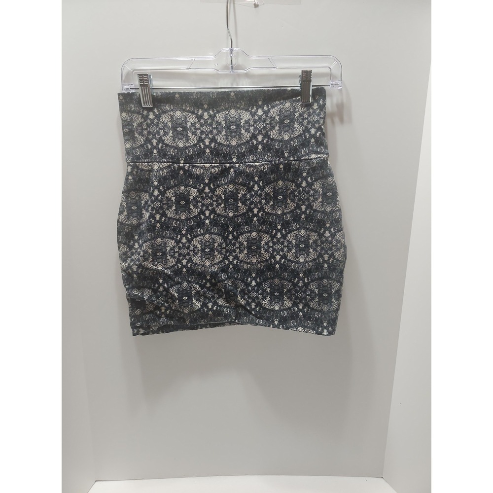 Lily Rose Pencil Mini Skirt Size M Made In USA‎